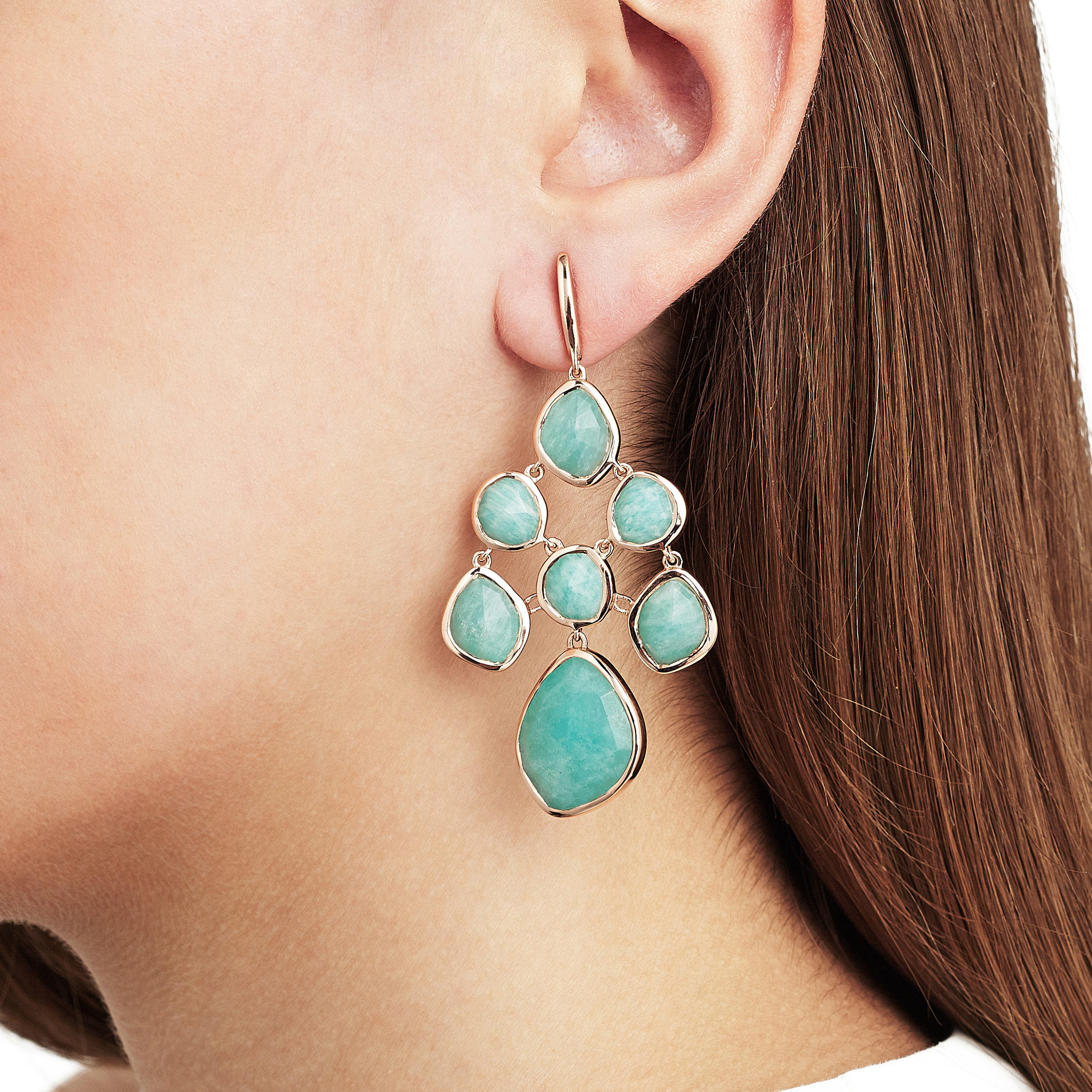 这个精致的轻奢饰品品牌,精致的水晶女孩们来