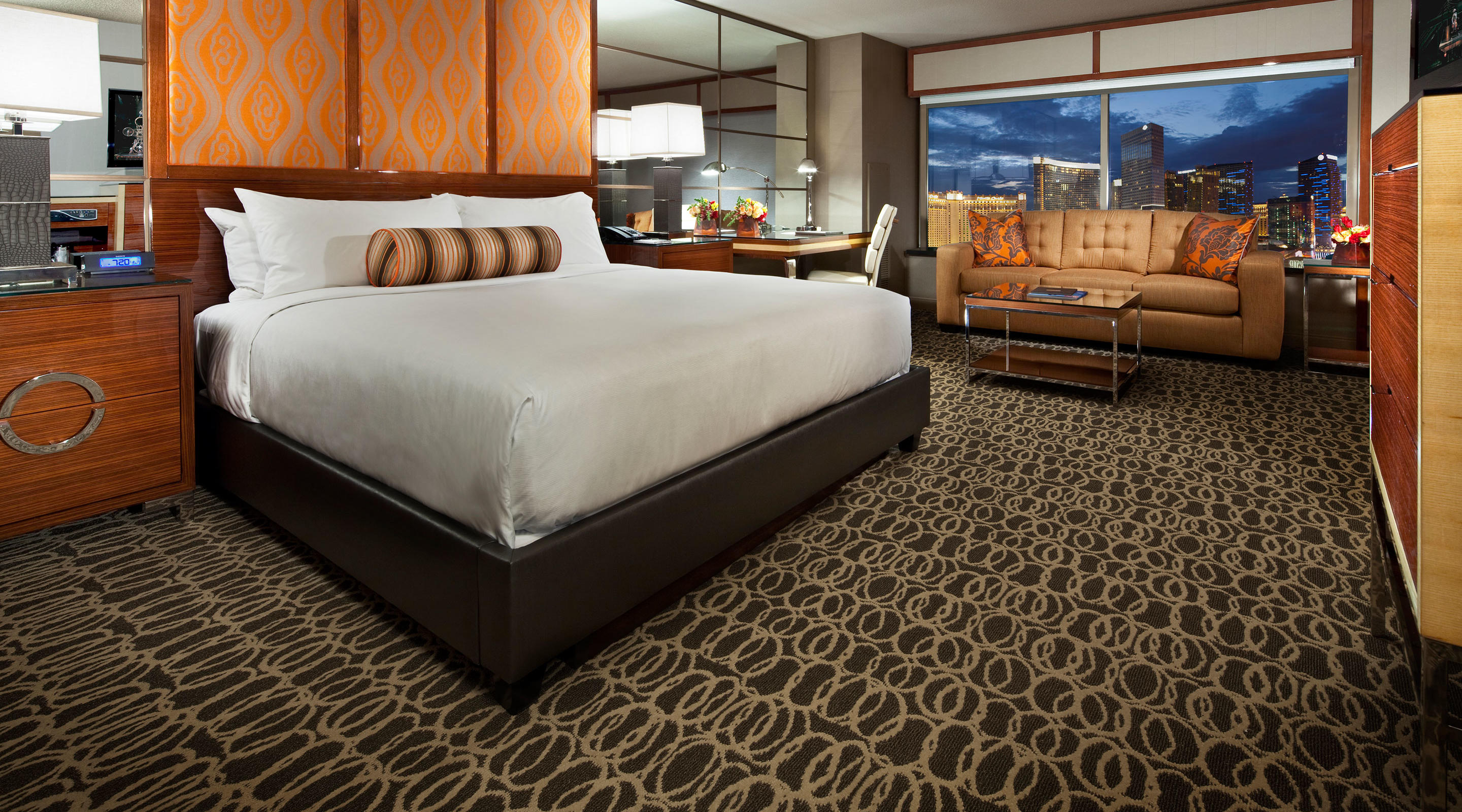 Las Vegas拉斯维加斯酒店推荐：各大酒店介绍+便宜订酒店的Tips北美省钱快报 攻略