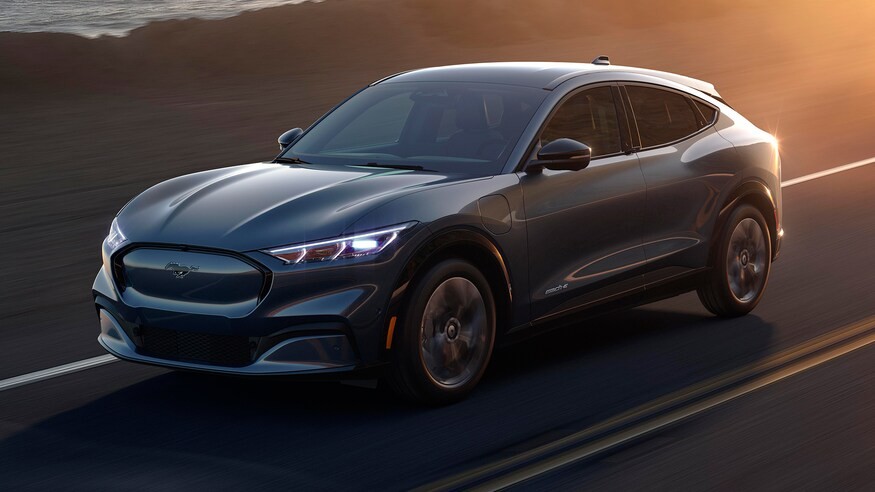 13500个福特充电桩就位充电10分钟续航61英里 ford mach-e电动车性能