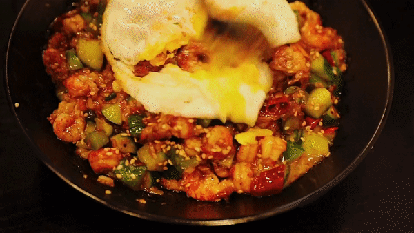 麻小盖饭2.gif