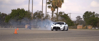 《dm汽车频道驾驶学院》汽车紧急驾驶技巧 失控状态