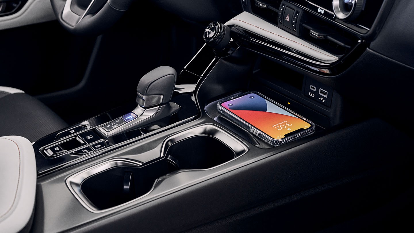 Lexus-NX-Gallery-Desktop-1440x811-LEX-NXG-MY22-0055.jpg