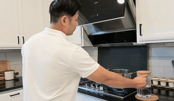 ezgif.com-gif-maker (5).gif