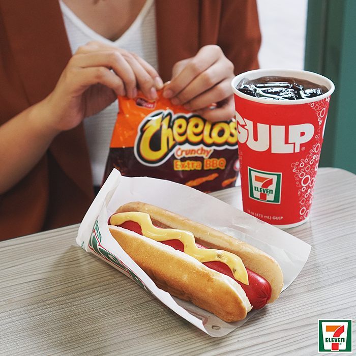 7-11 711 food hotdog drinks gafdyjweagrtui.jpg