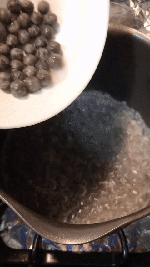 ezgif.com-gif-maker.gif