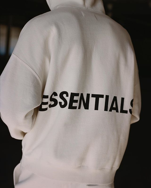 图片来自于@essentials ins ,版权属于原