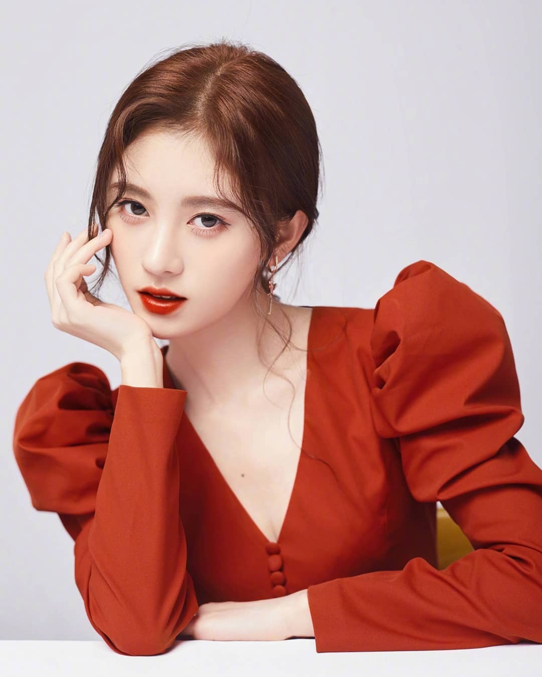 ju__jingyi_94298557_248450386344740_2932346868113881710_n.jpg