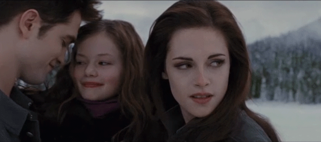 37 GIFS That Are Guaranteed To Give Team Edward Shippers ALL The Feels!.gif