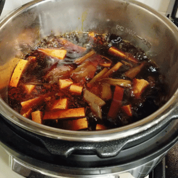 WuTa_2019-08-04_21-53-51.gif