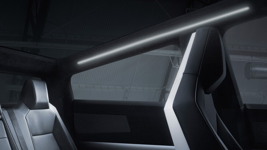 Tesla-Cybertruck-Electric-Pickup-Truck-Interior-Headrest-and-Interior-Light.jpg