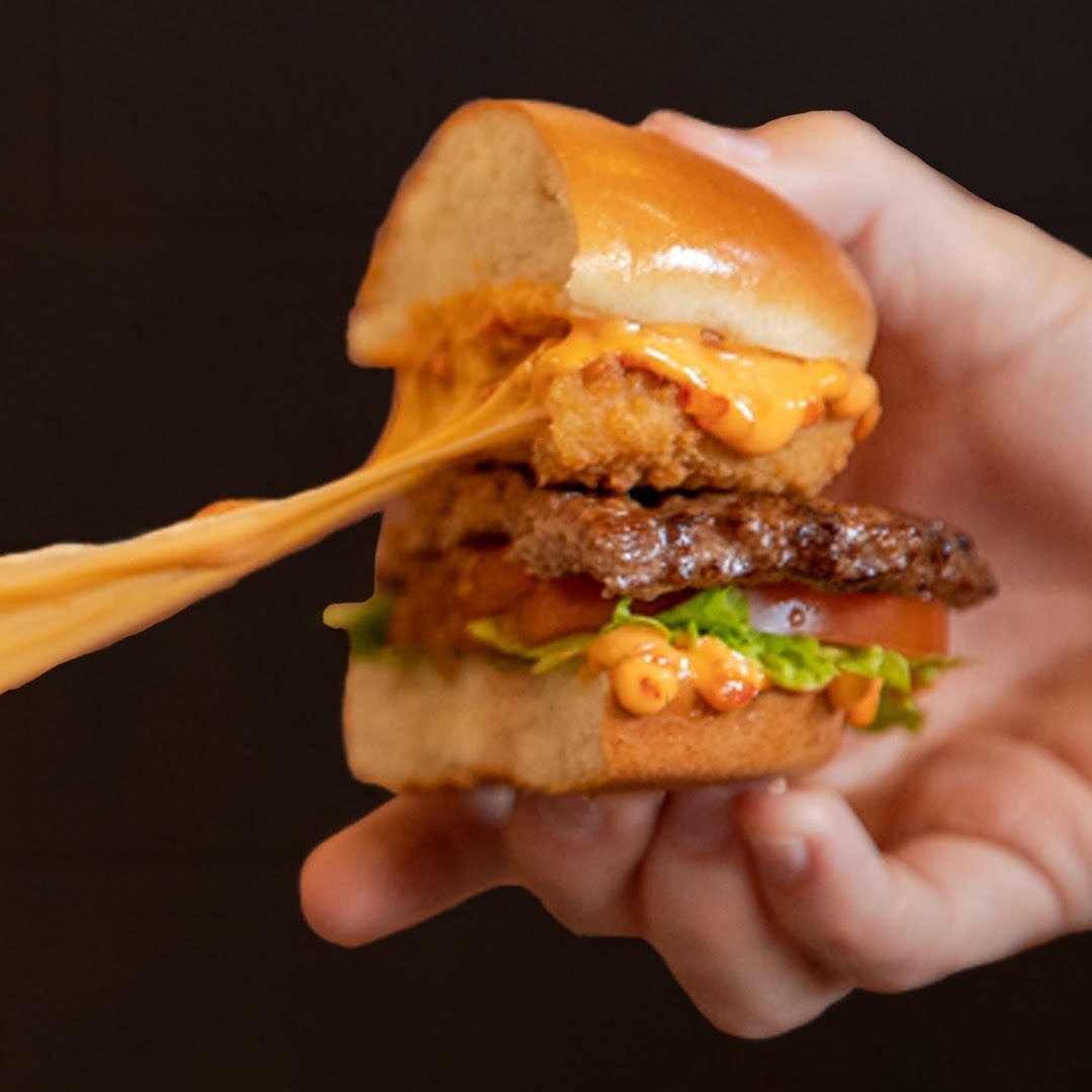 carlsjr_84998272_646709416154781_4486241070392141639_n.jpg