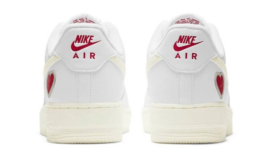 nike-air-force-1-valentines-day-2021-back_w900.jpg