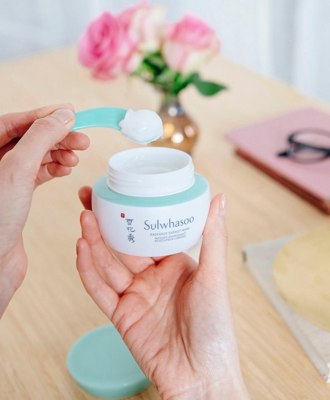 sulwhasoo.us_53878234_126471111853737_4668888043469960487_n.jpg