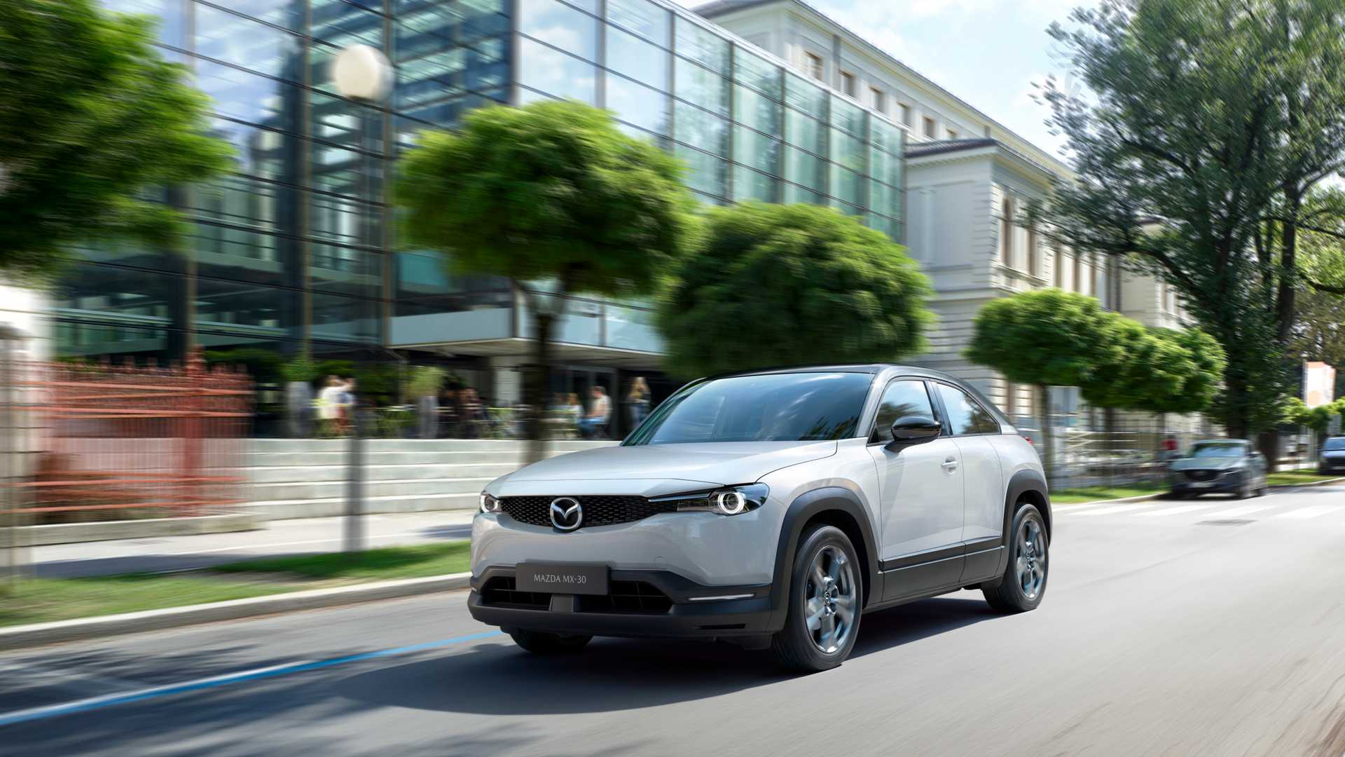 2019东京车展 马自达发布首款纯电动车mx-30 续航有限 继承rx-8基因