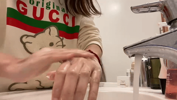 ezgif.com-gif-maker (9).gif