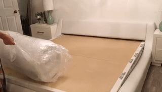 E6E8F4EB-BEBC-4765-94FC-1115CAFD6EB8.gif
