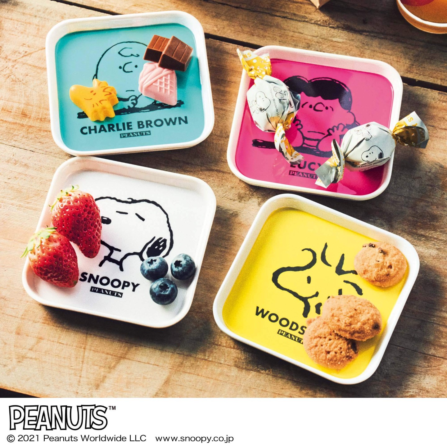 日本亚马逊mini 女性时尚杂志6月号送超可爱史努比盘子4个 8 97 直邮美国 北美省钱快报