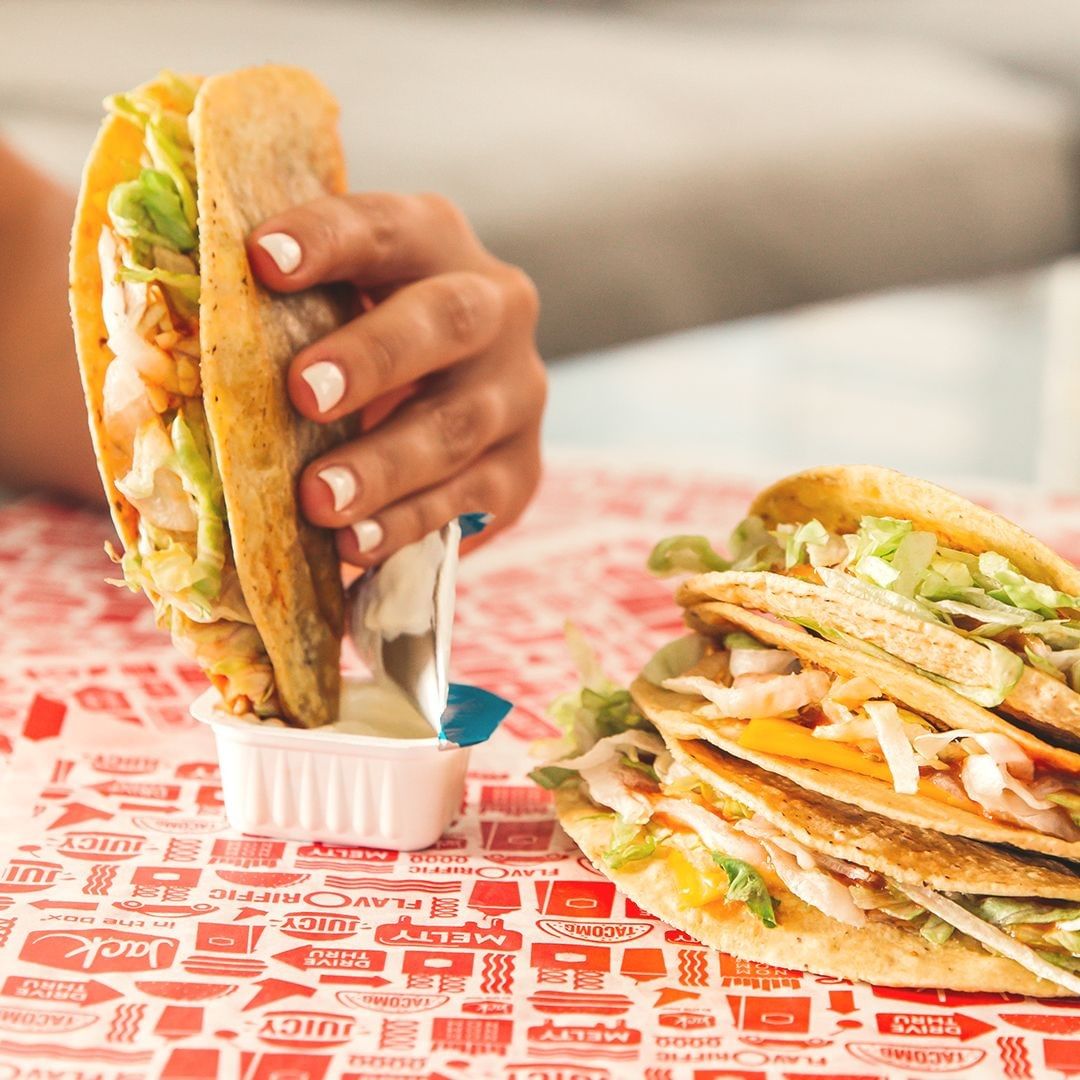 jackinthebox_70160110_145438156694181_2631155734692153307_n.jpg