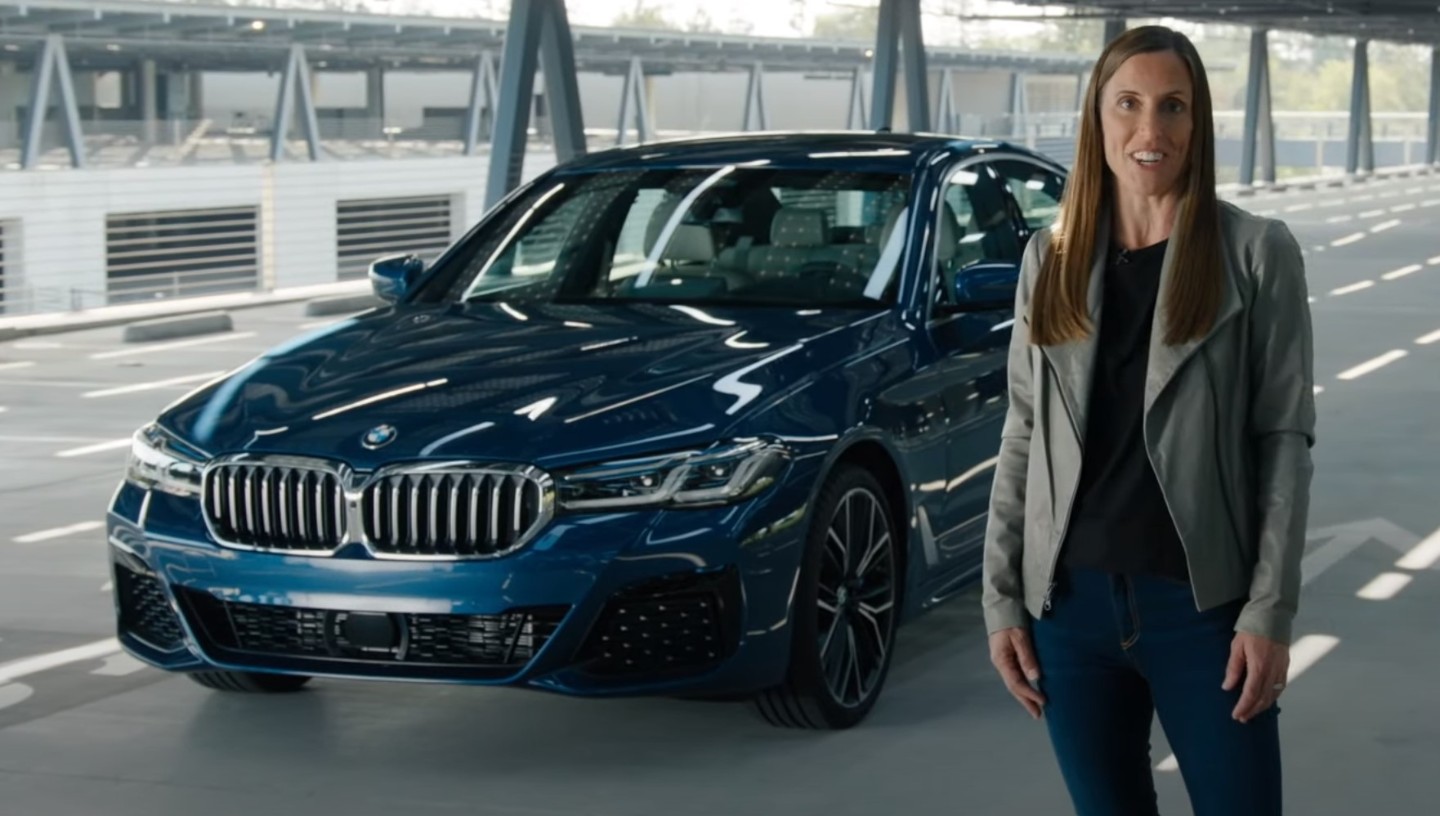 苹果发布新carkey 以及更新carplay Bmw 5系首发支持 北美省钱快报