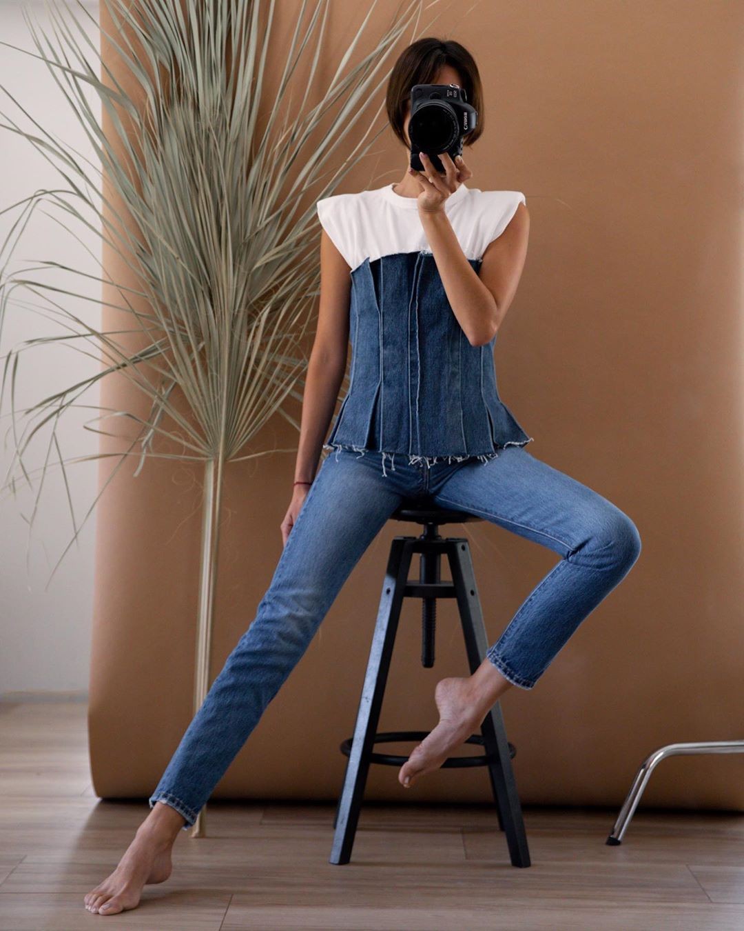 levis_96239347_241976390237178_6976261398971297343_n.jpg