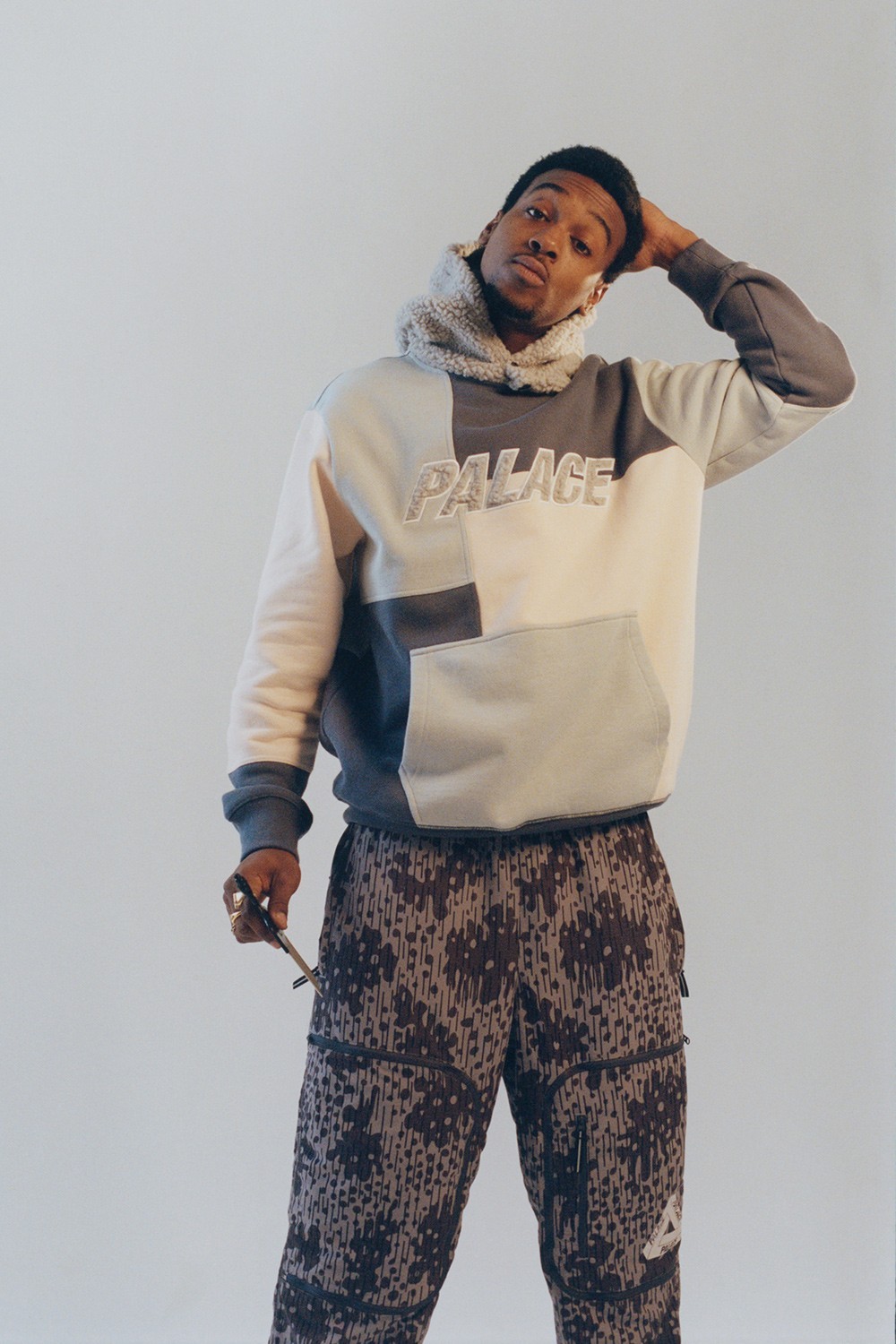 https___hypebeast.com_wp-content_blogs.dir_4_files_2021_02_palace-skateboards-spring-2021-collection-lookbook-release-info-31.jpg