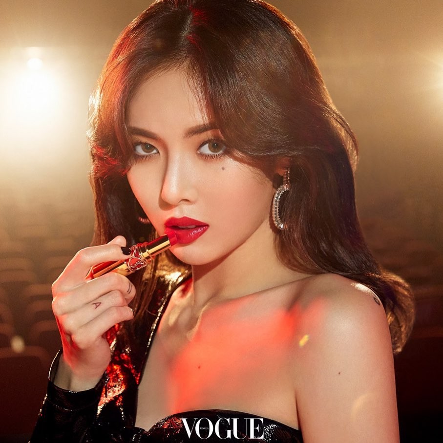 voguekorea_87679390_115835170005535_3971552972655240756_n.jpg