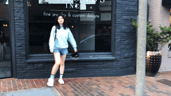 c1NmCxuJ.gif