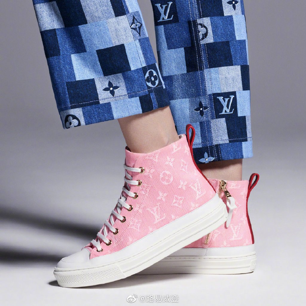 lv 蓝粉.jpg
