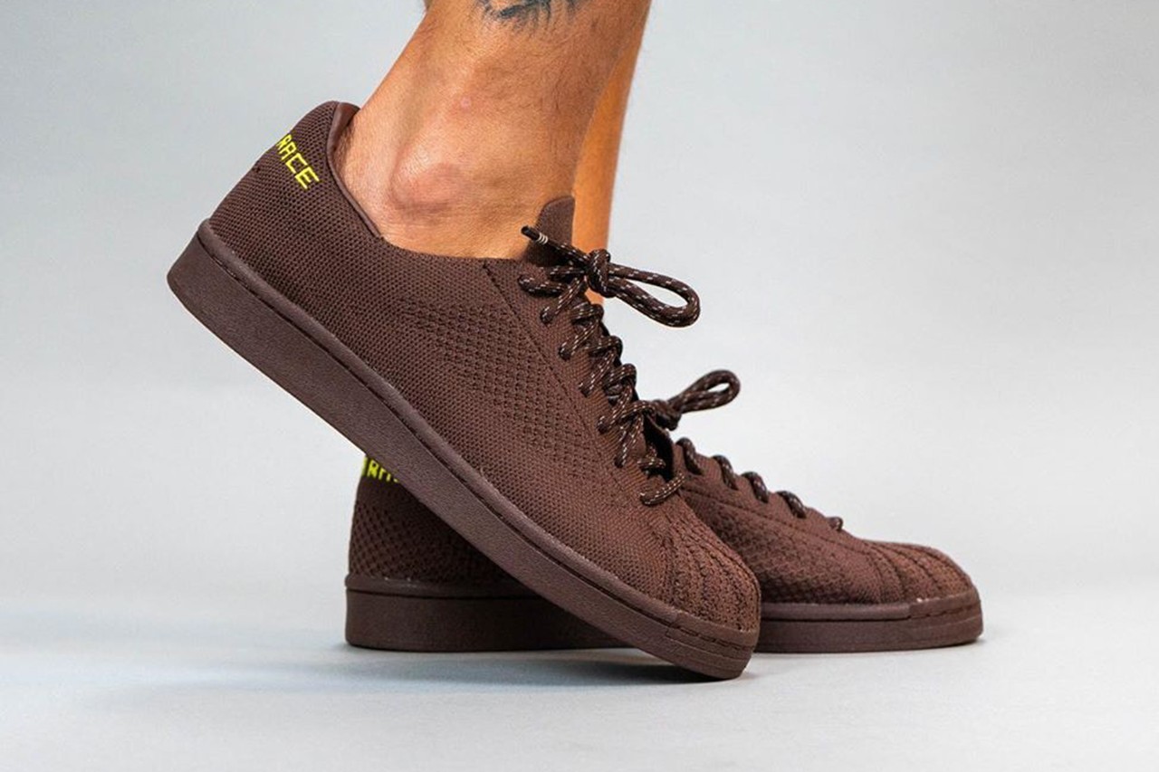 https___hypebeast.com_wp-content_blogs.dir_6_files_2020_09_pharrell-williams-adidas-originals-human-race-superstar-brown-chocolate-yellow-s42926-purple-s42929-1.jpg