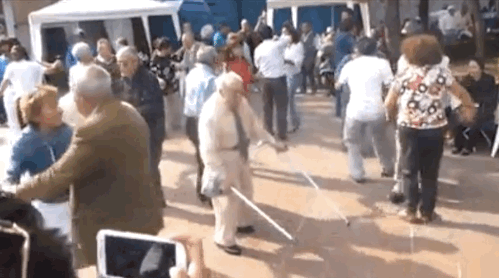 7c99811292c16c16ec67e6c759dd2a56.gif
