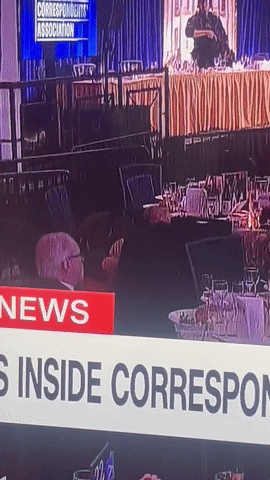 命可以丢，衣服不能脏？揭秘白宫晚宴“干饭人”走红真相